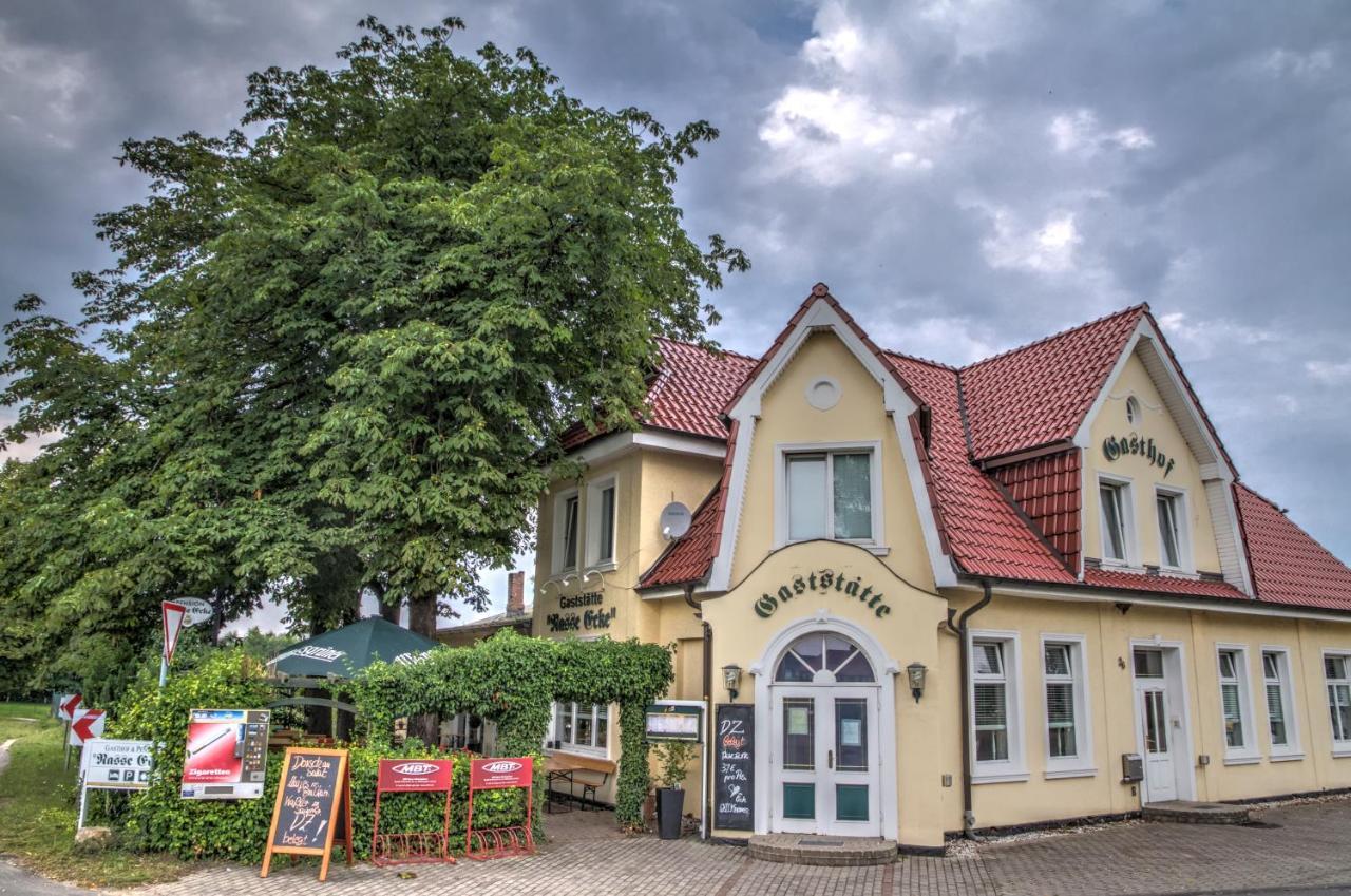 Restaurant Und Pension Zur Nassen Ecke Wittenbeck Eksteriør bilde